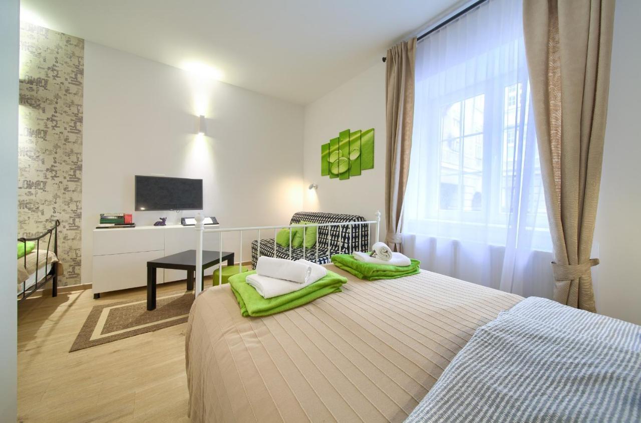 Logo Apartments 5 Min Walk To Main Square Zagreb Exterior photo