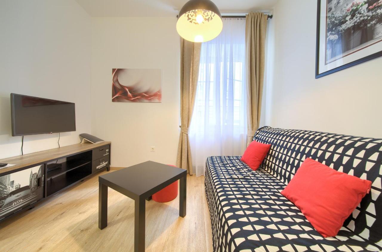 Logo Apartments 5 Min Walk To Main Square Zagreb Exterior photo