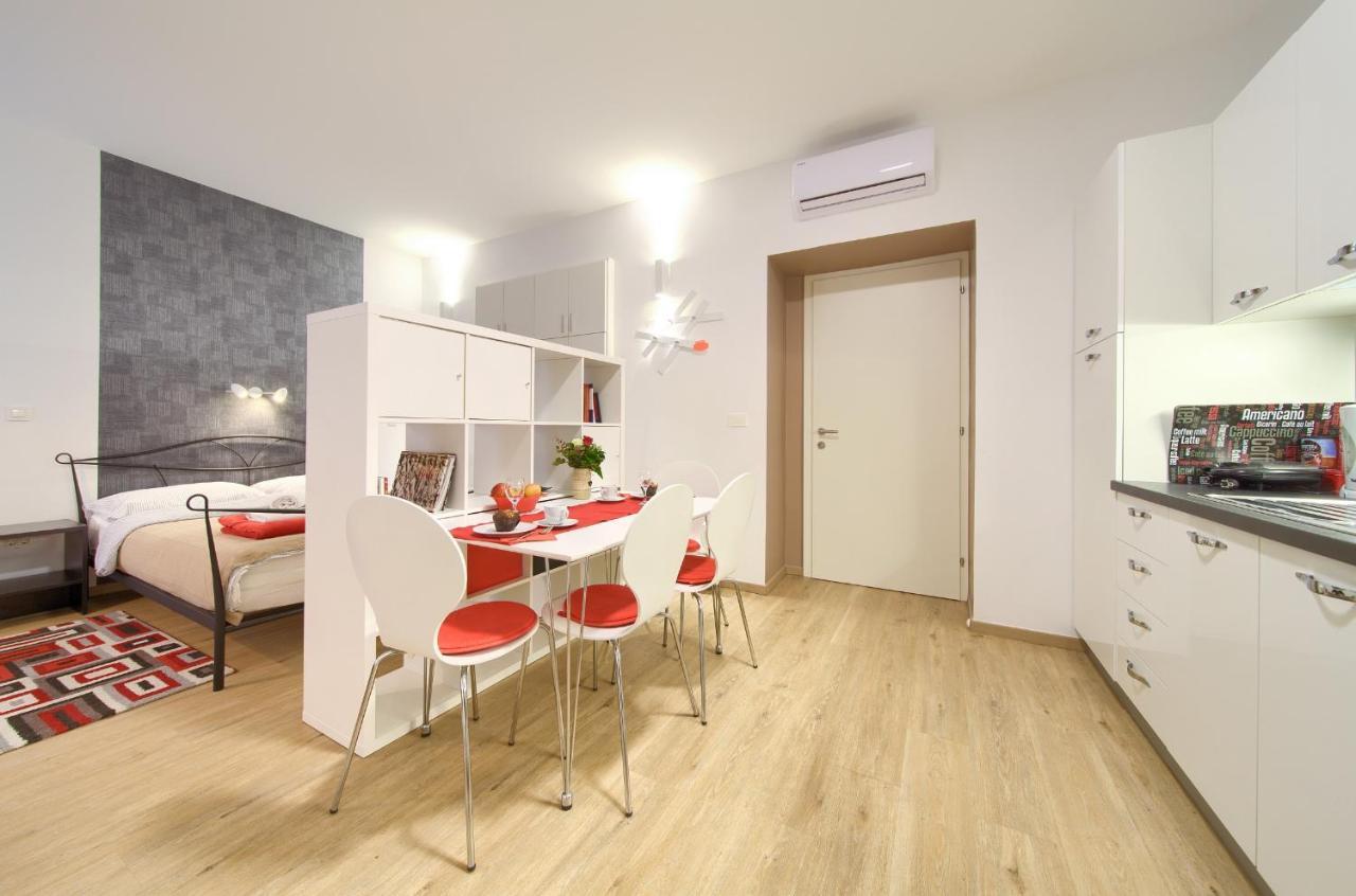 Logo Apartments 5 Min Walk To Main Square Zagreb Exterior photo