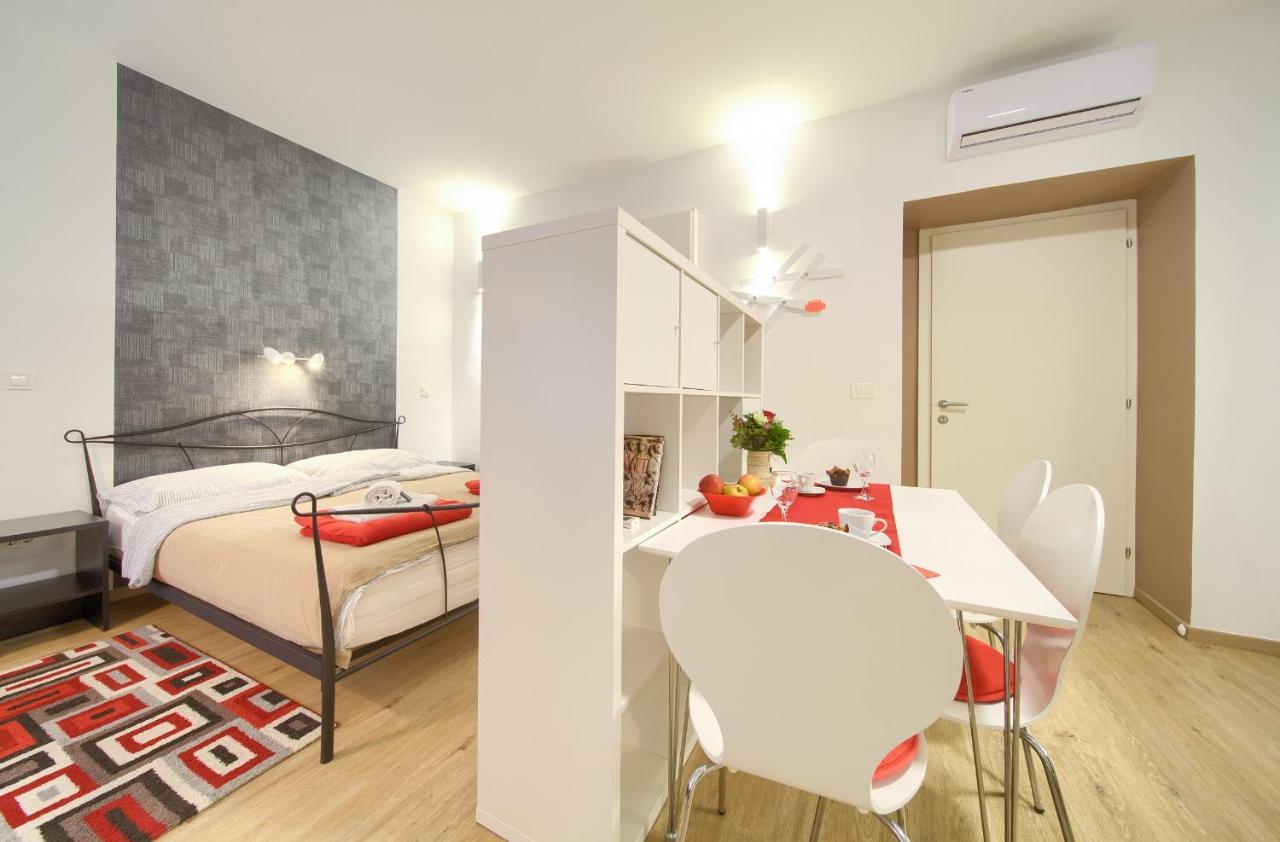 Logo Apartments 5 Min Walk To Main Square Zagreb Exterior photo